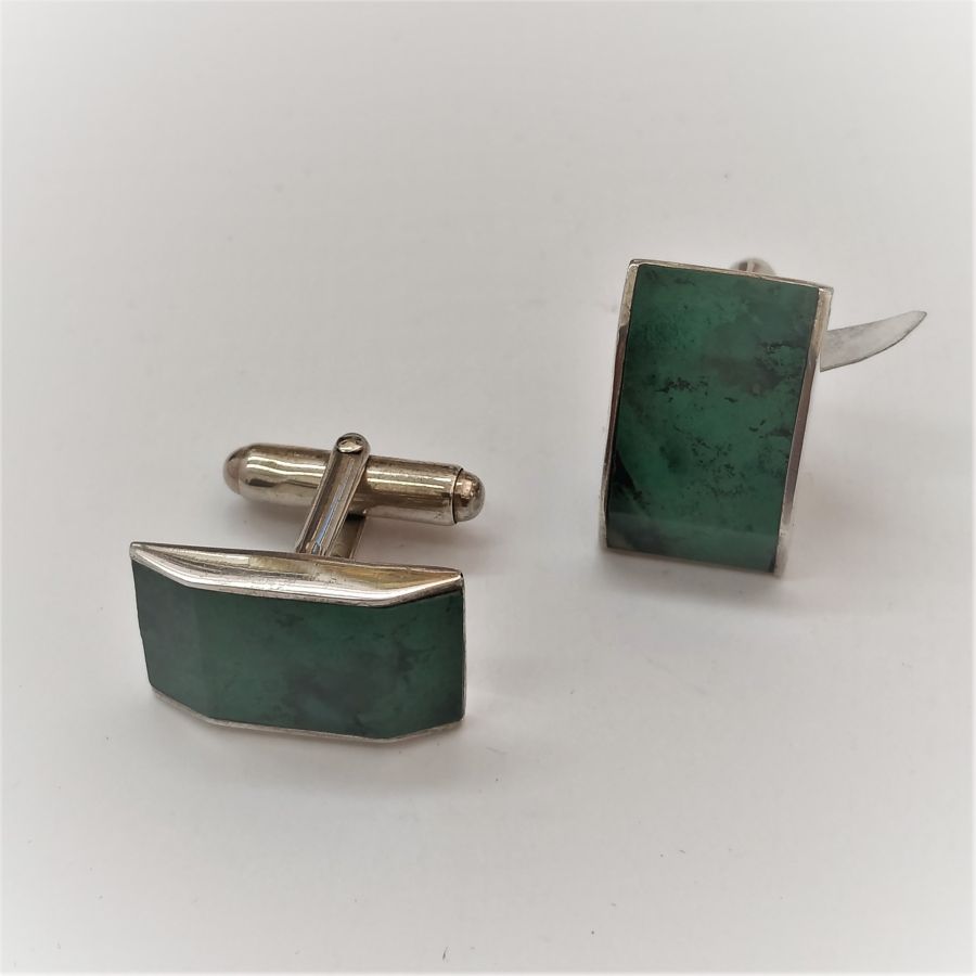 Sterling Silver Cufflinks rectangular shape and set with genuine Elat stone from Israel King Solomon mines. Dimension 1.2 cm X 2.3 cm.