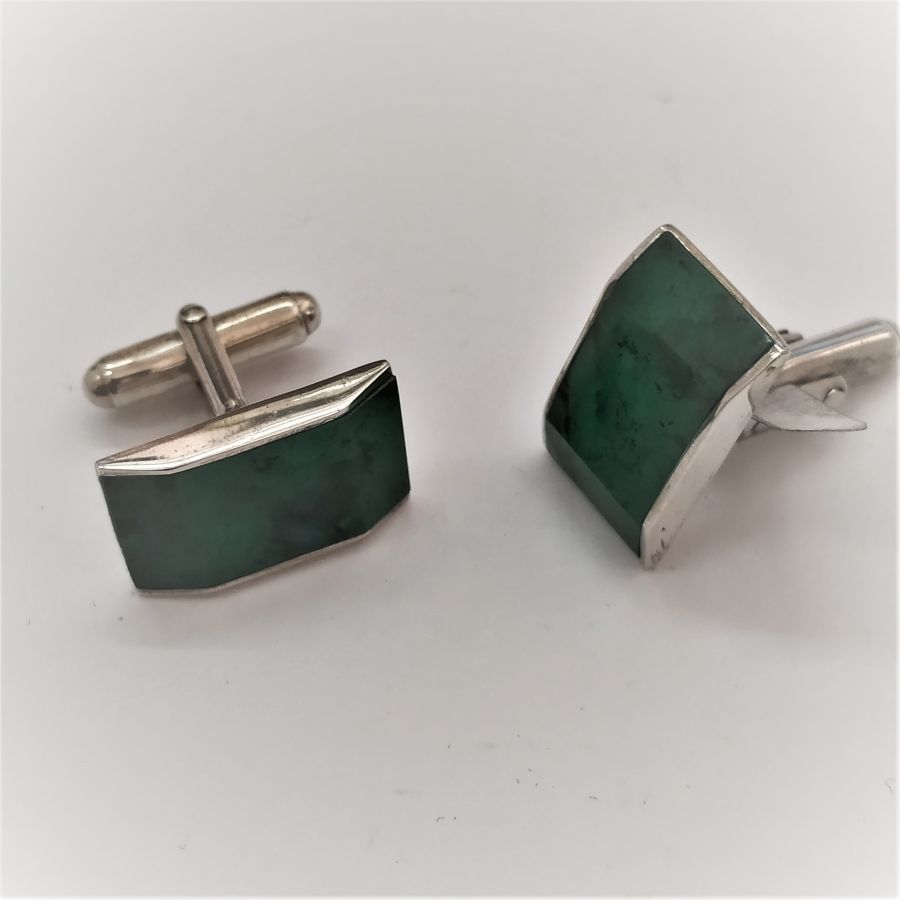Sterling Silver Cufflinks rectangular shape and set with genuine Elat stone from Israel King Solomon mines. Dimension 1.2 cm X 2.3 cm.