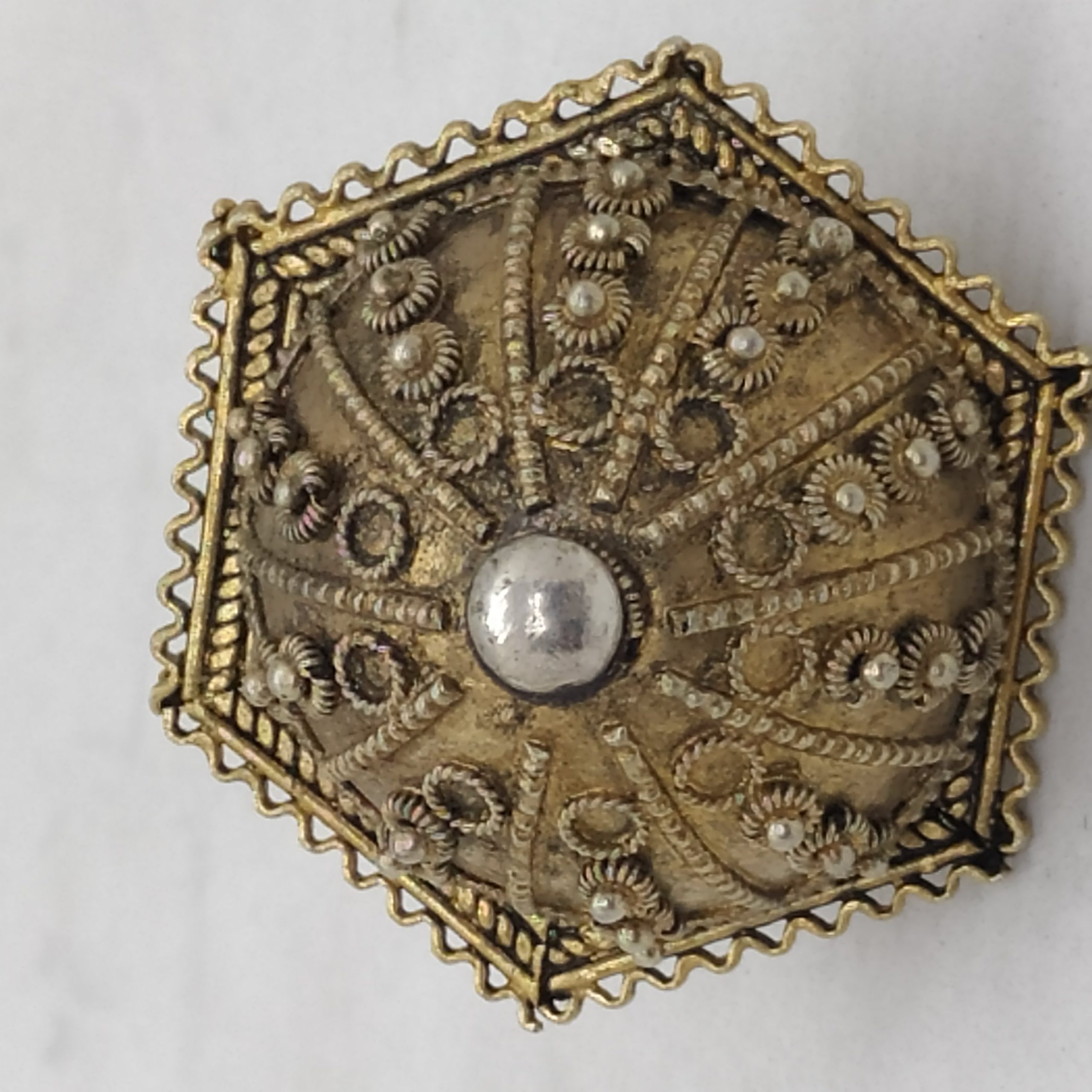 Dreidel Hexagon Gold Plated - Image 3