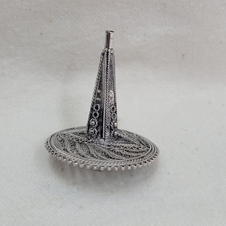 Handmade sterling silver Dreidel filigree tower shape made by S. Ghatan Katan. Dimension diameter 4 cm X 5.5 cm approximately.