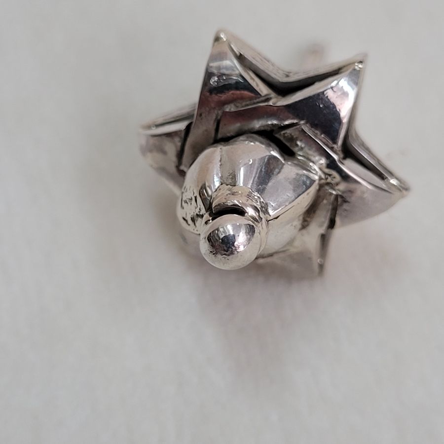 Contemporary Magen David Dreidel - Image 5