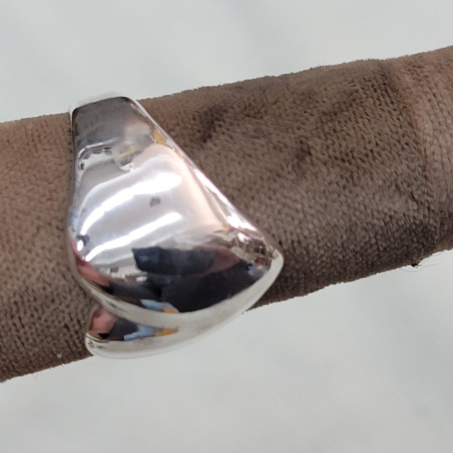 Heart Shape Silver Ring - Image 13