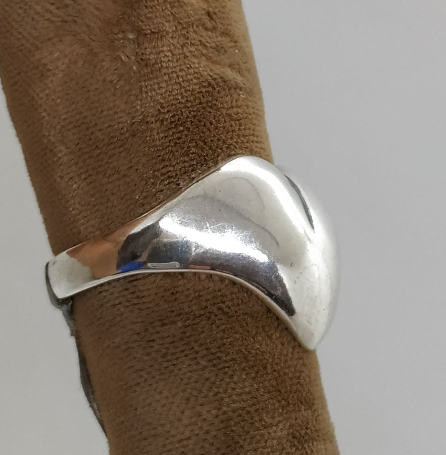 Heart Shape Silver Ring - Image 6