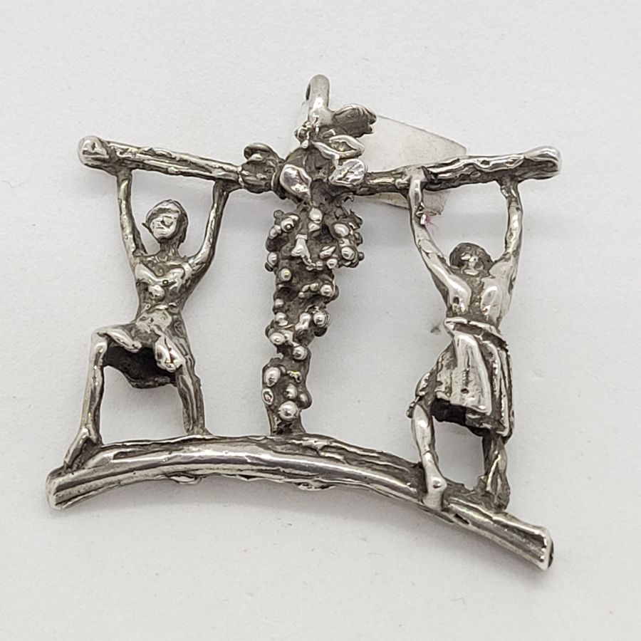 Joshua And Caleb Pendant - Image 5
