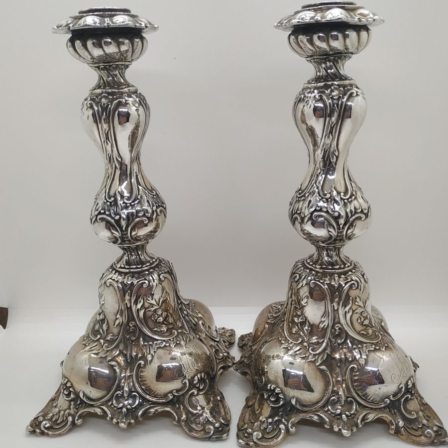 Handmade sterling silver electroform Shabbat candle holders, with floral designs all over candle holders. Dimension 23.5 cm X 11 cm X 11 cm approximately.