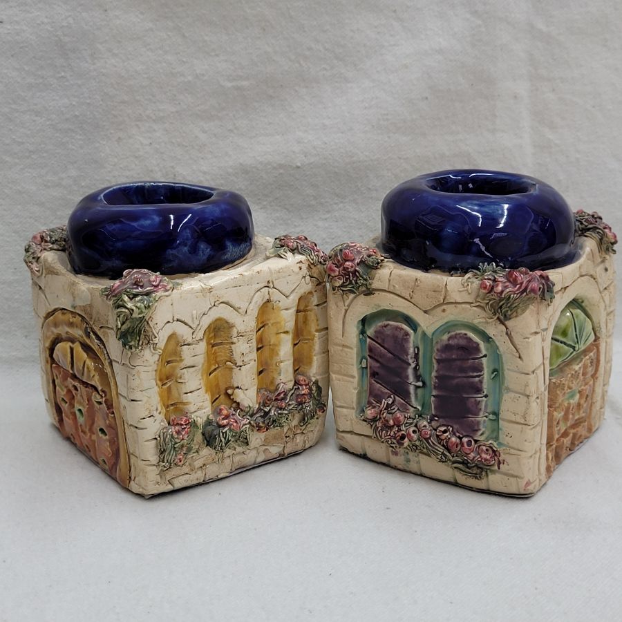 Handmade Dar ceramic Shabbat candleholders original design of Jerusalem houses forming a square holder. Dimension 9 cm X 6 cm X 6 cm approximately.