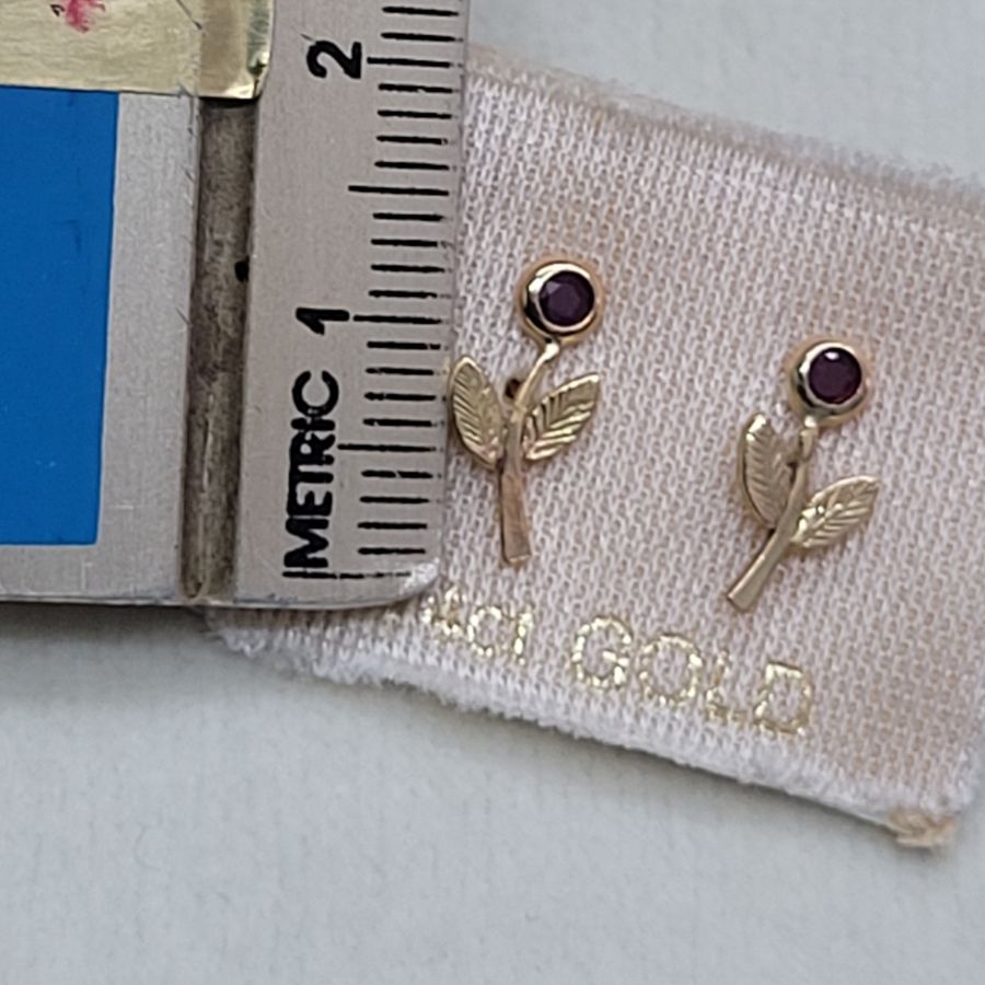Gold Flower Stud Earrings - Image 3