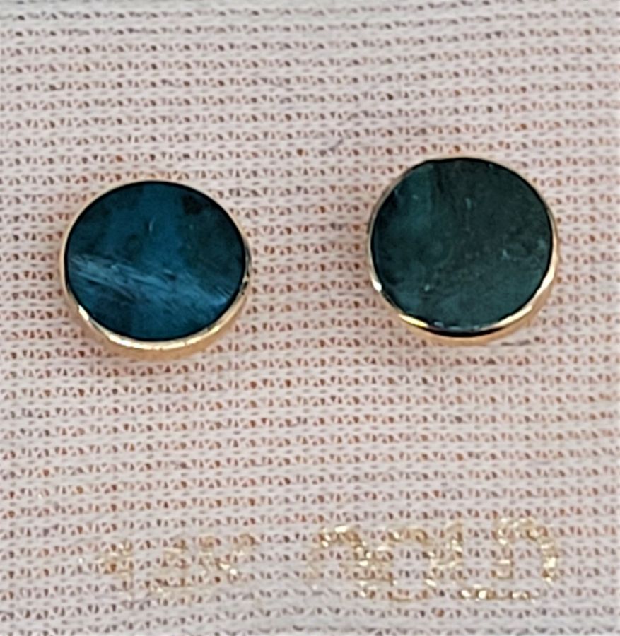 Handmade 14 carat gold round stud earrings flat Elat stones set with round smooth flat Elat stones, semi precious stones found in Israel.