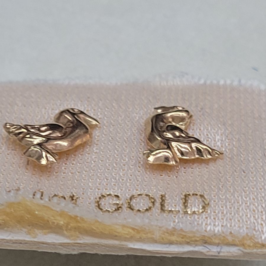 Duck Shape Stud Earrings - Image 6
