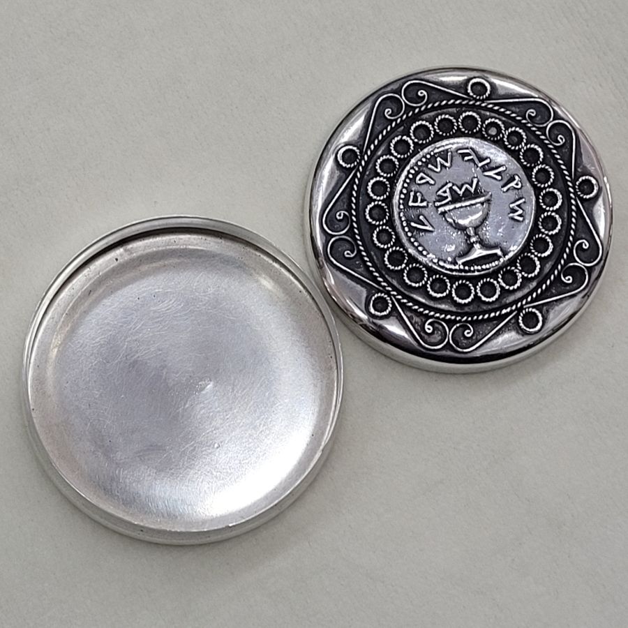Silver vintage pill box - Image 7