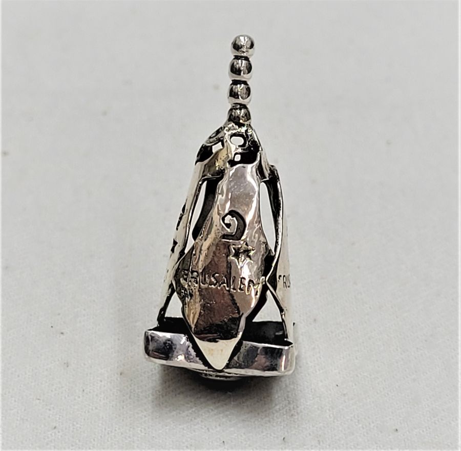 Tiny Chanuka Hanukah Dredel Sevivon Israel map, base set with Amethyst stone made by S. Ghatan (Katan). Dimension 4.4 cm X 1.8 cm X 1.8 cm approximately.