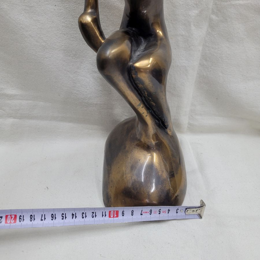 Bronze sculpture lady exercising - Image 8