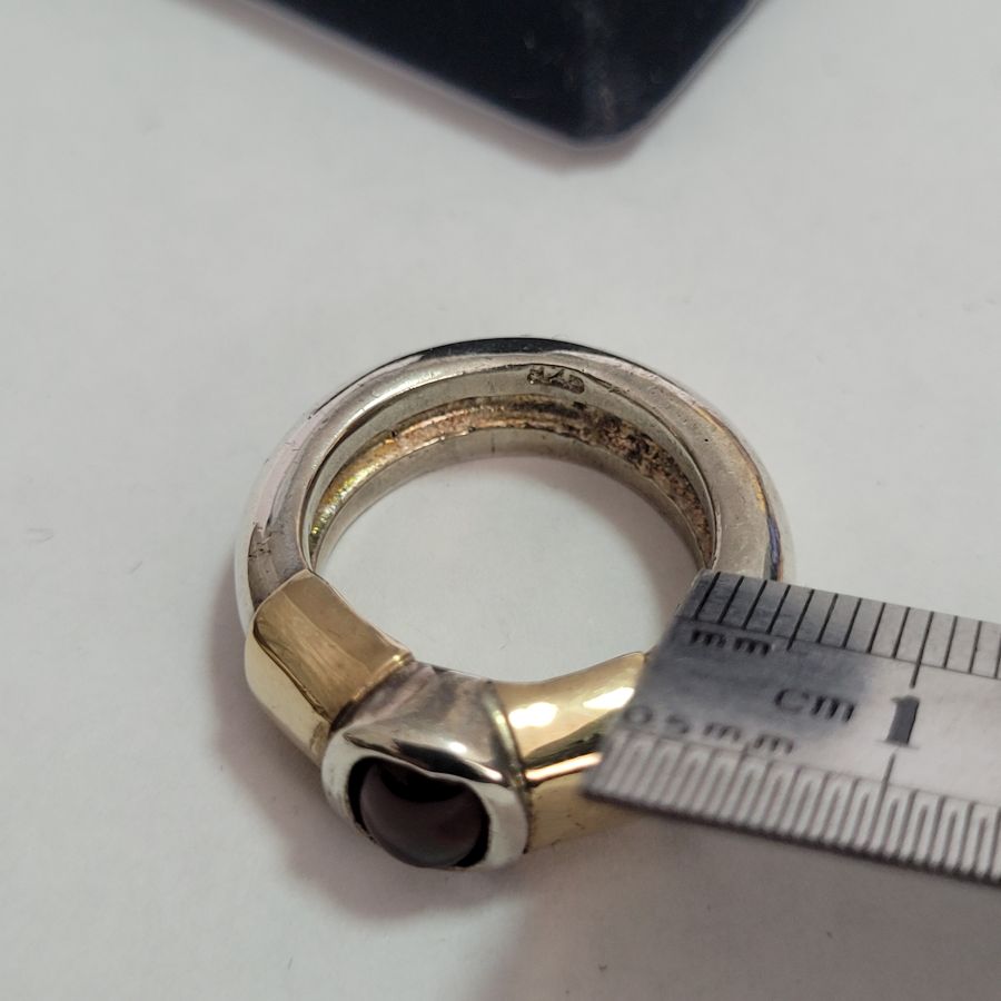 Silver cabochon Garnet ring - Image 5