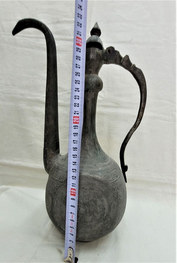 Qajar washing hands jar - Image 8