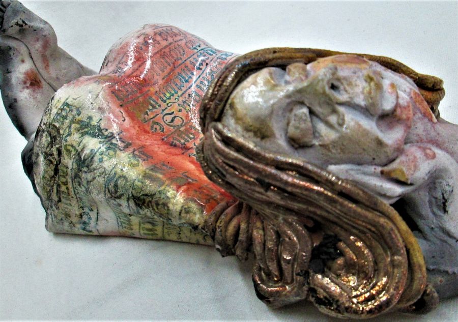 Roku Ceramic Sculpture Princess - Image 4