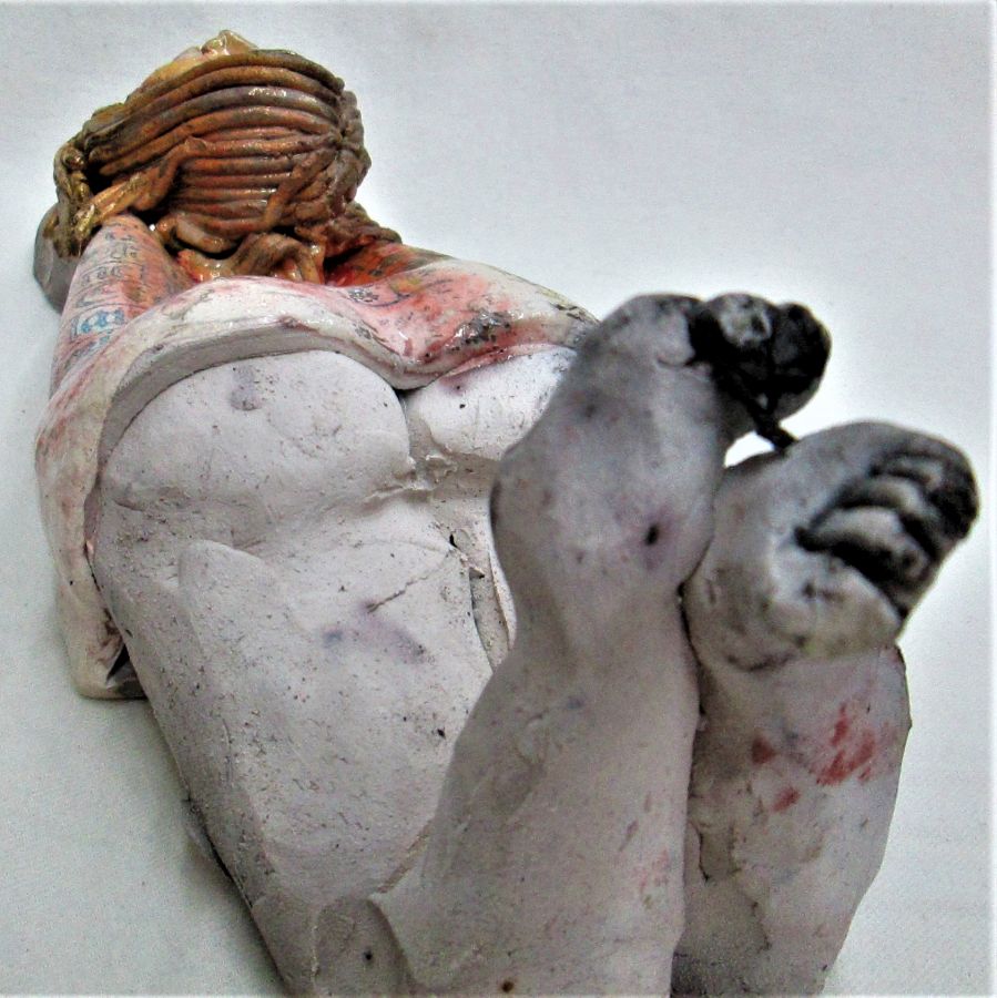 Roku Ceramic Sculpture Princess - Image 6
