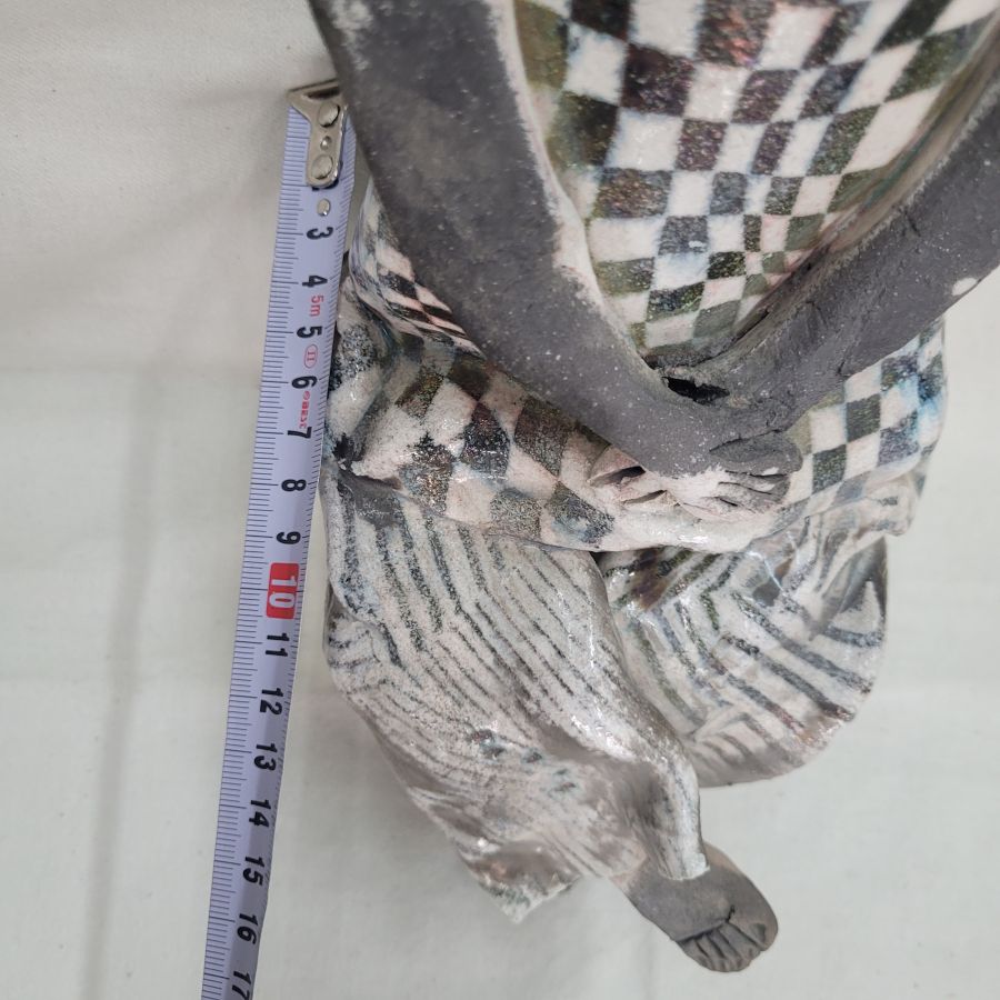 Harlequin Roku Ceramic Statue - Image 5