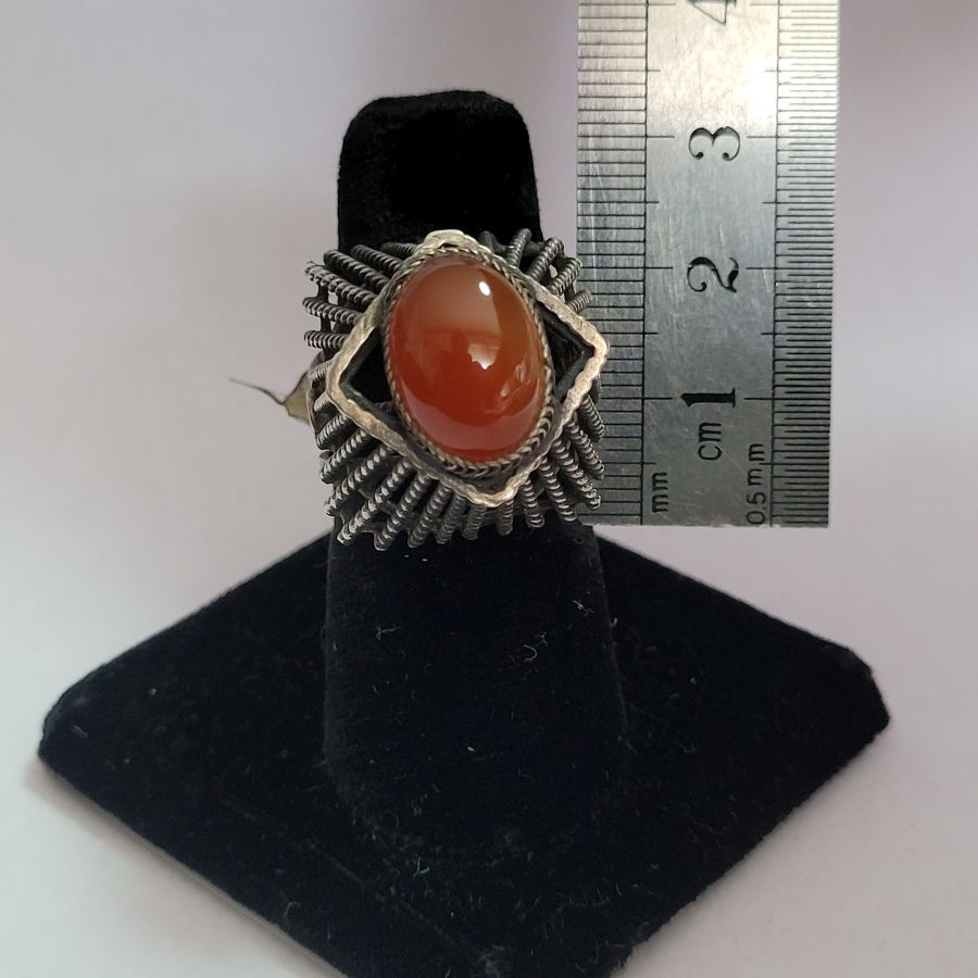 Oval Agate Cabochon Ring - Image 4