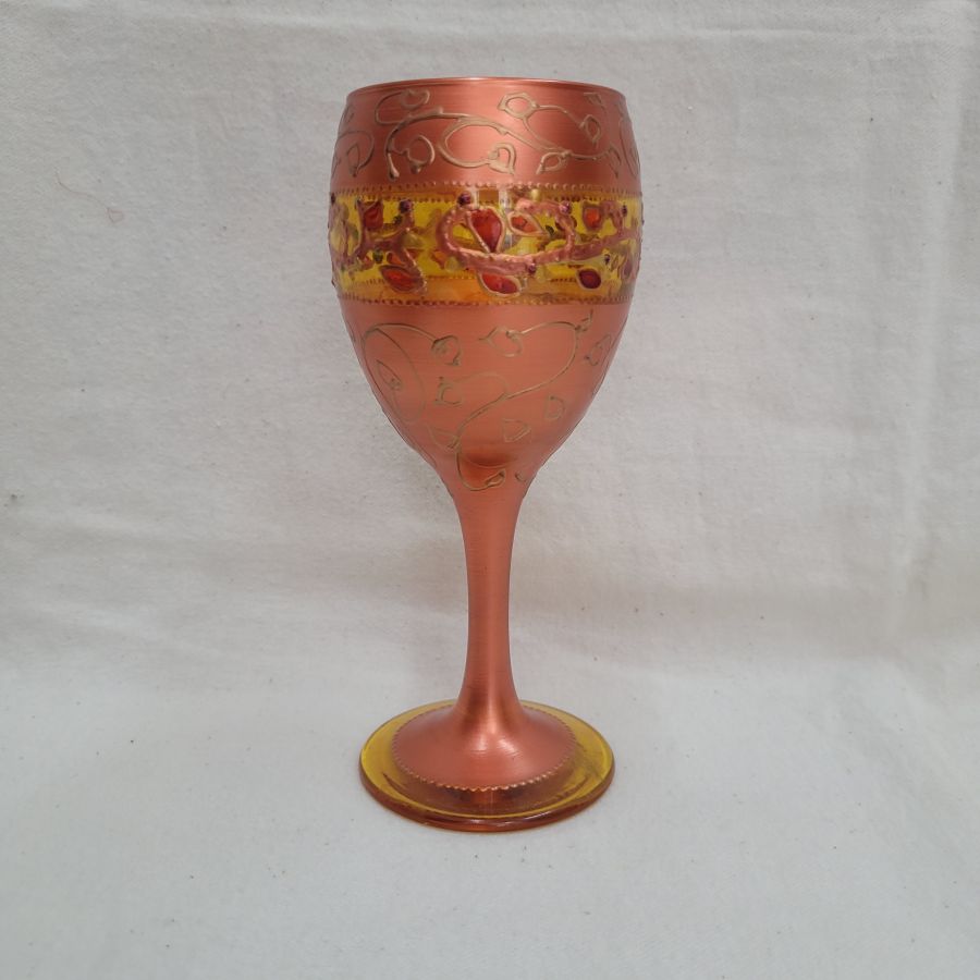 Contemporary Kiddush cup painted glass, original design made by Uriah and hardened in kiln. Dimension diameter 6 cm X 16.5 cm approximately.