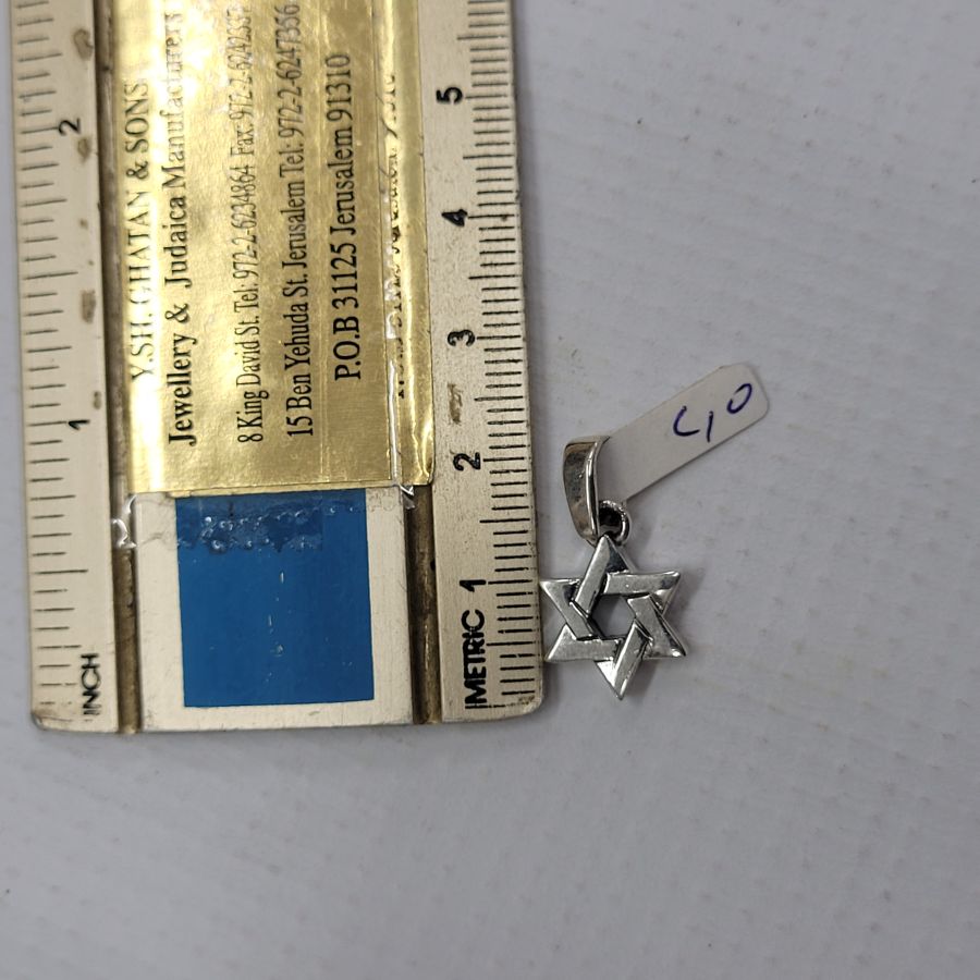 Magen David Pendant Medium - Image 4