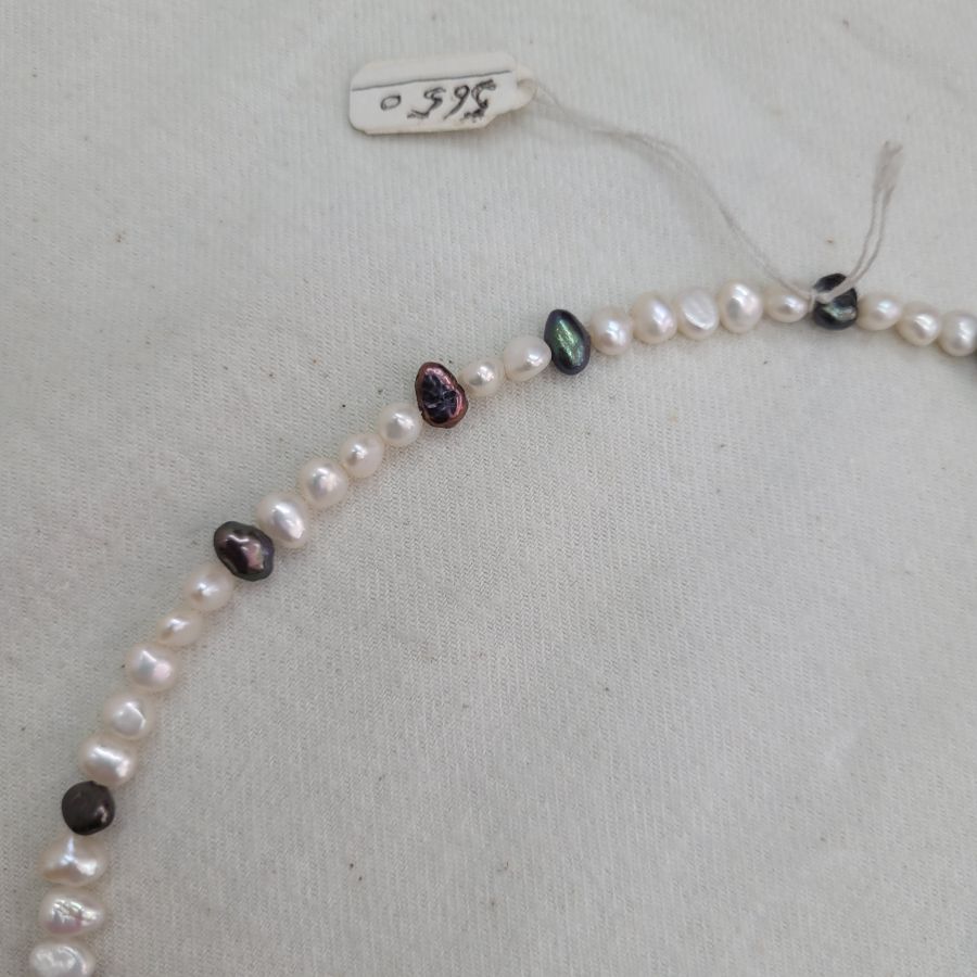 Black white pearl necklace - Image 5