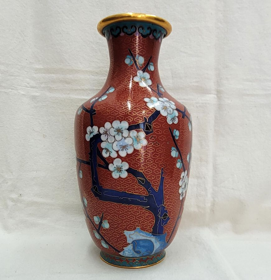 Handmade brass vintage cloisonné enamel vase brown made in China 1950's real hot kiln enameled. Dimension 25 cm X 10.5 cm approximately.