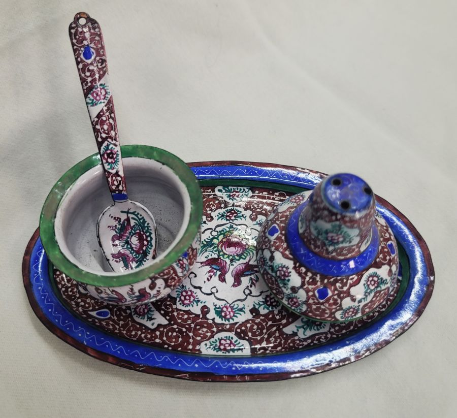 Handmade salt'n pepper enameled dish suitable for Sabbath diner ceremony made by new emigrant to Israel 1960's 3.2 cm X 10.5 cm X 6.2 cm approximately.