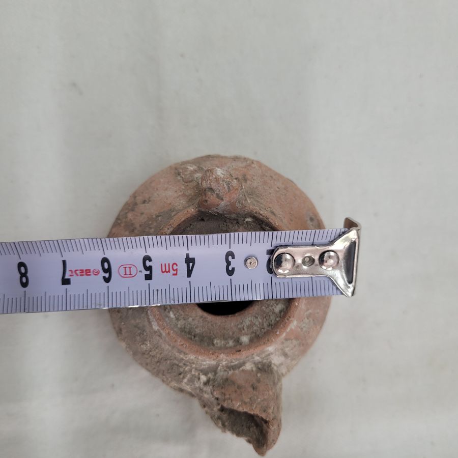 Antique Roman oil lamp - Image 4