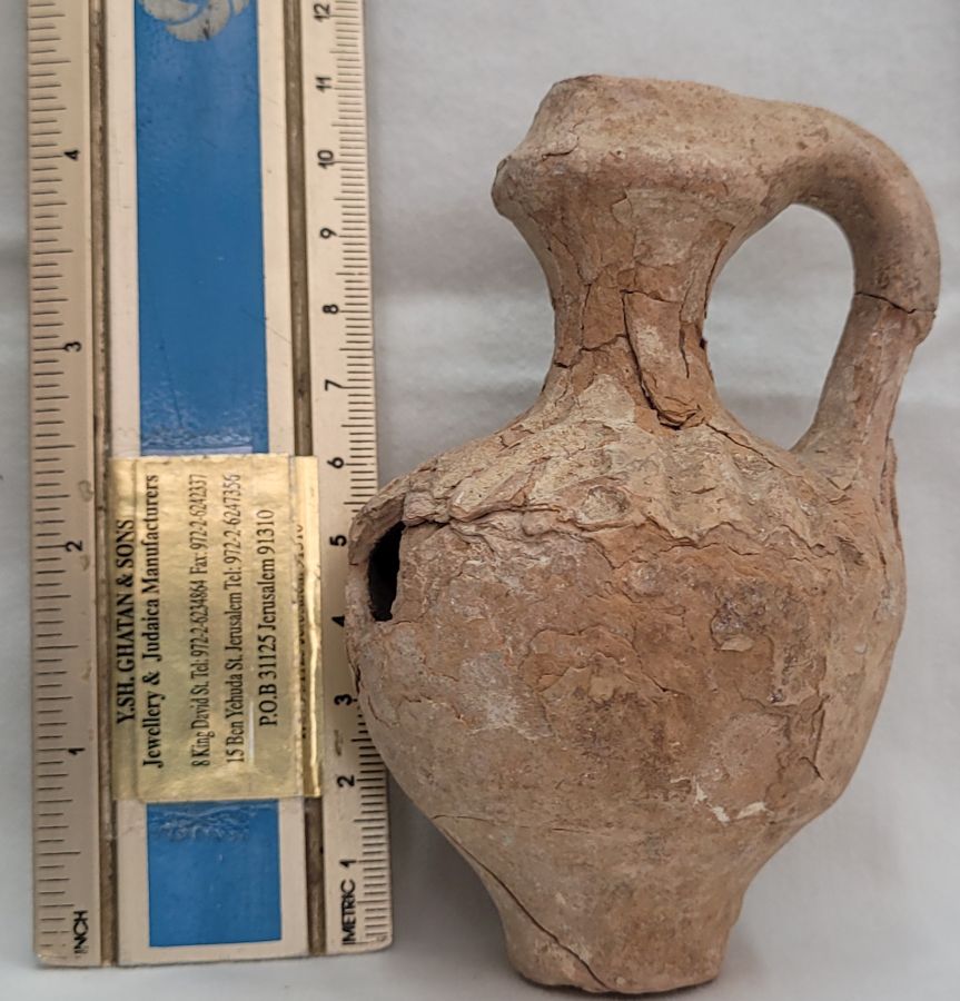 Broken pottery oil jar - Image 3