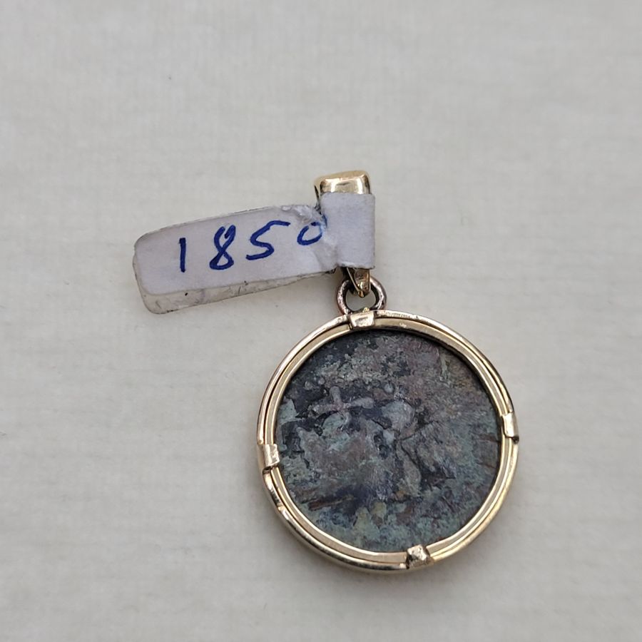 Gold pendant antique coin - Image 3