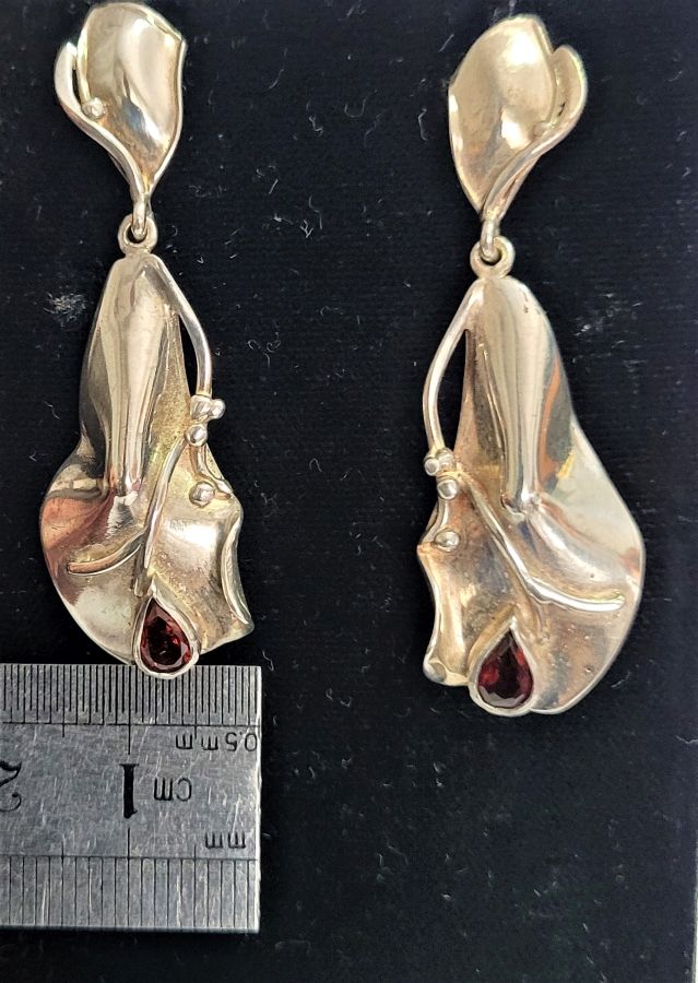 Silver earrings abstract Garnet - Image 4