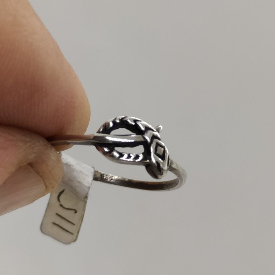Handmade sterling silver ring Cobra snake ring fine natural design. Dimension 1.2 cm X 1.4 cm approximately. European finger size 55, USA size 7.