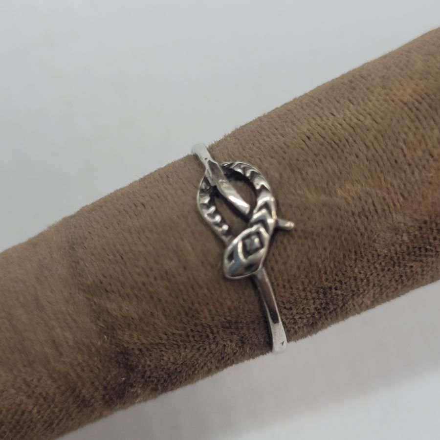 Handmade sterling silver ring Cobra snake ring fine natural design. Dimension 1.2 cm X 1.4 cm approximately. European finger size 55, USA size 7.